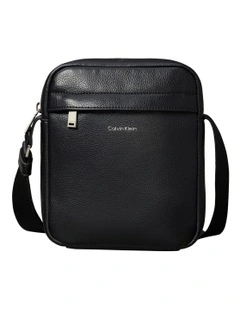 Micro Pebble Reporter Bag in Black