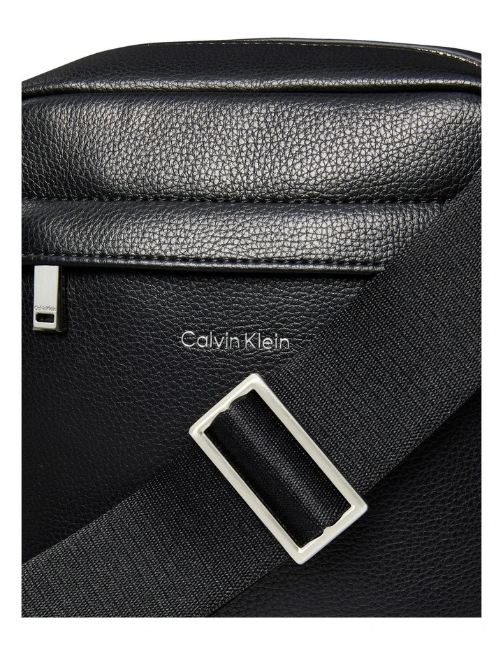 Micro Pebble Reporter Bag in Black image 3