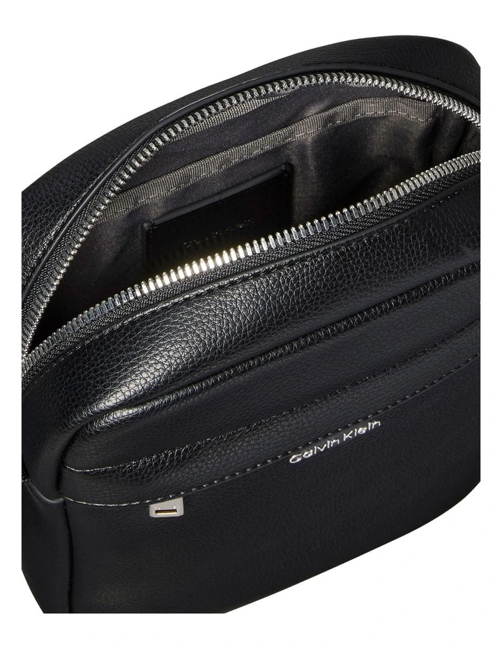 Micro Pebble Reporter Bag in Black image 4