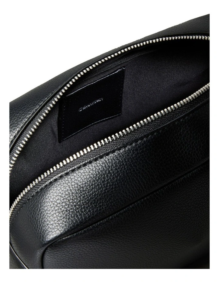 Logo Webbing Dopp Kit in Black image 3