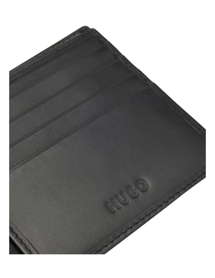 Gift-boxed wallet and coin case in smooth leather in Black image 2