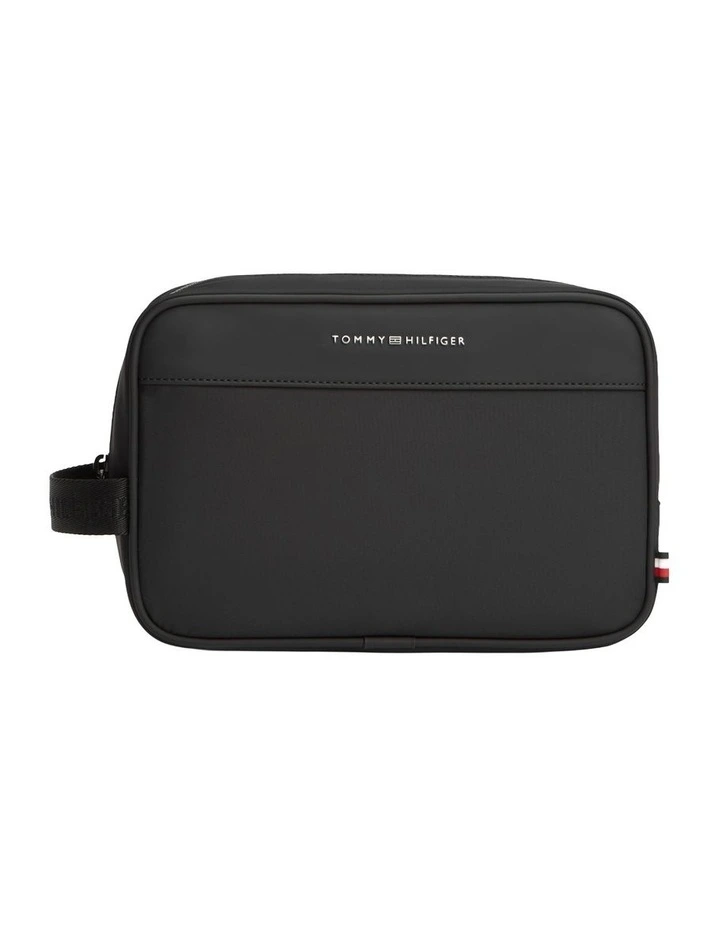 Repreve Toiletry Washbag in Black image 1