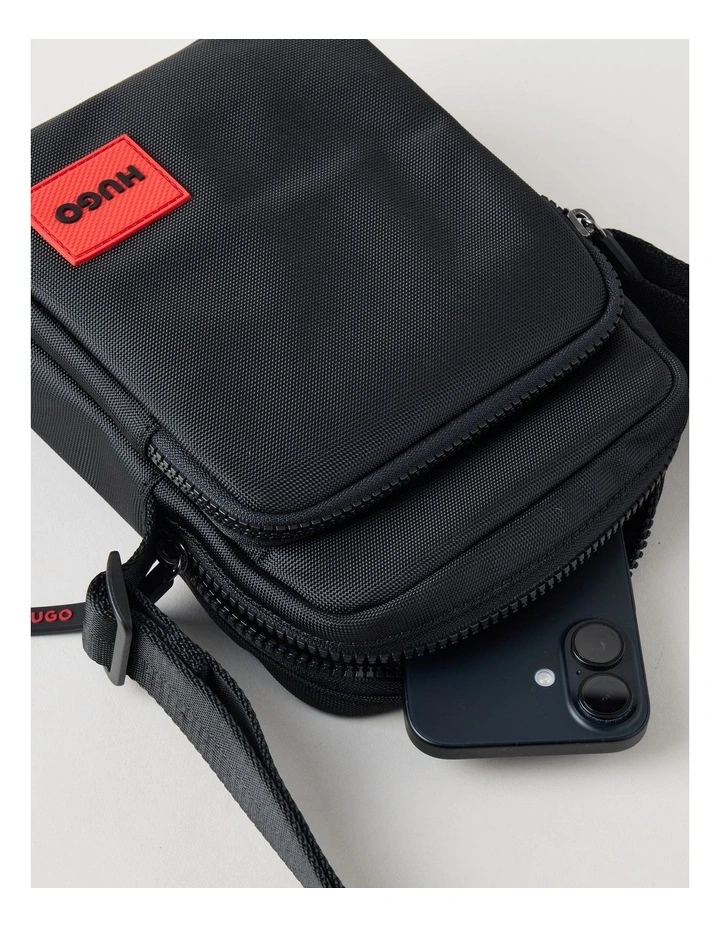 Ethon 3.0_Ns Pocket Crossbody Bag in Black image 5