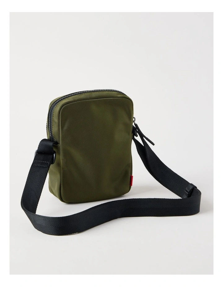 Ethon 3.0_Ns Pocket Crossbody Bag in Open Green image 3