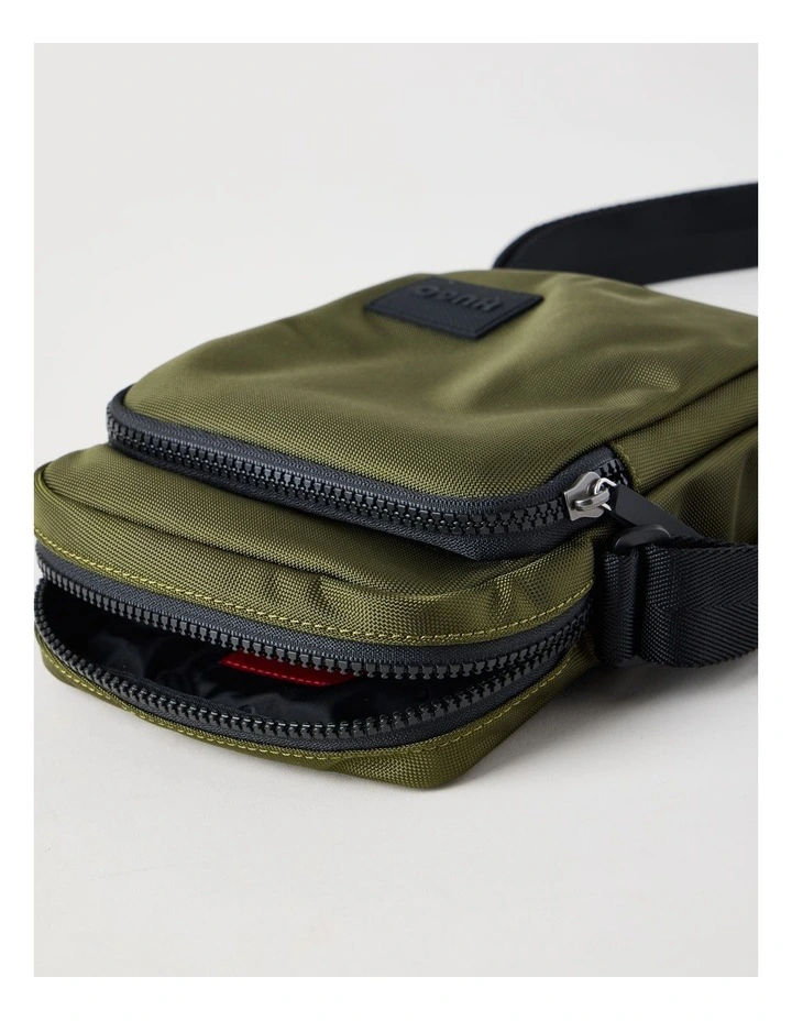Ethon 3.0_Ns Pocket Crossbody Bag in Open Green image 4