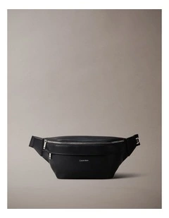 Raised Waist-bag in black