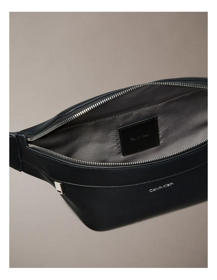 Raised Waist-bag in black image 4