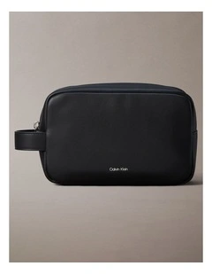 Raised Logo Washbag in Black
