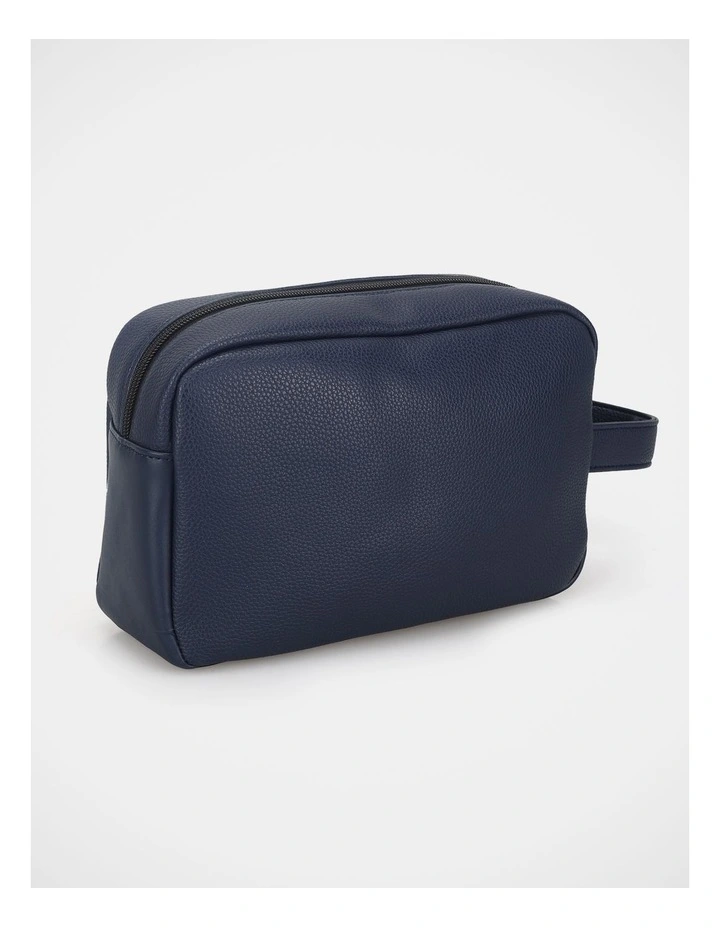 TOILETRY BAG PEBBLE NAVY image 3