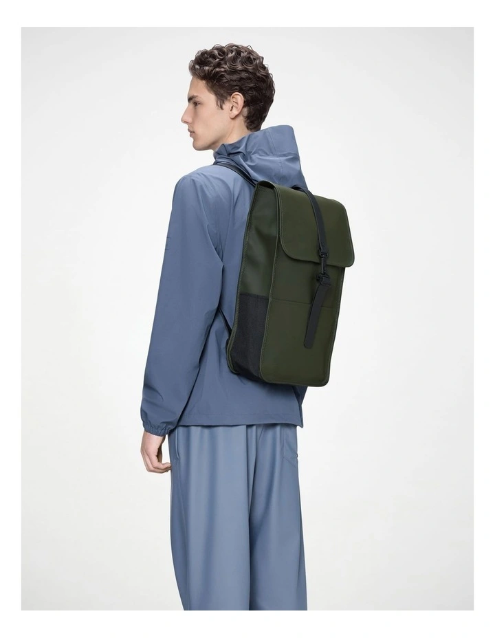 Backpack in Green image 2