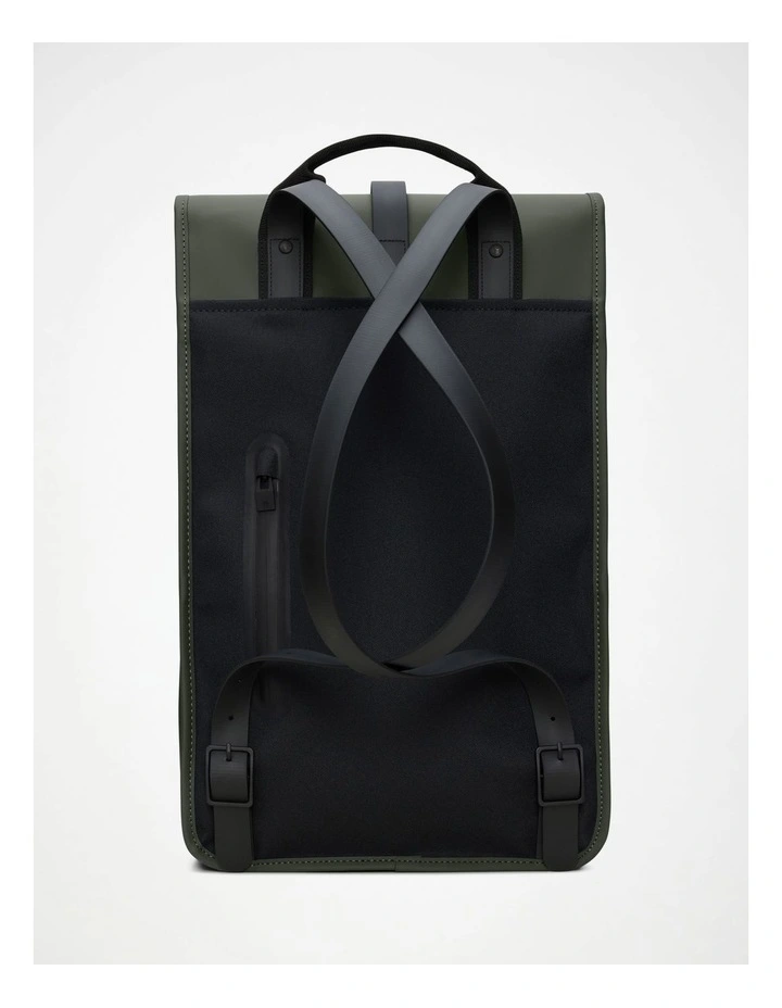 Backpack in Green image 5