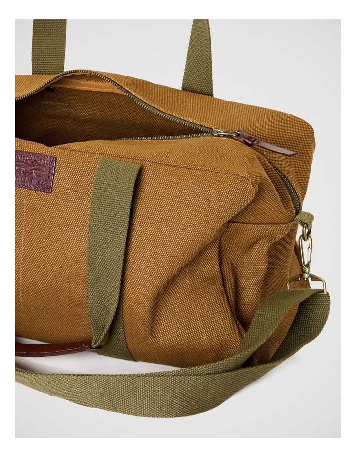 Heritage Duffel Bag in C02015 Bronze Brown image 3