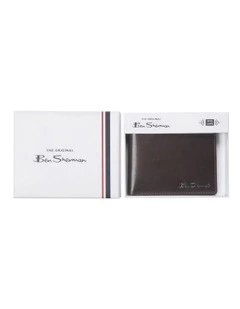 Bi Fold Wallet with Striped Ribbon in Brown