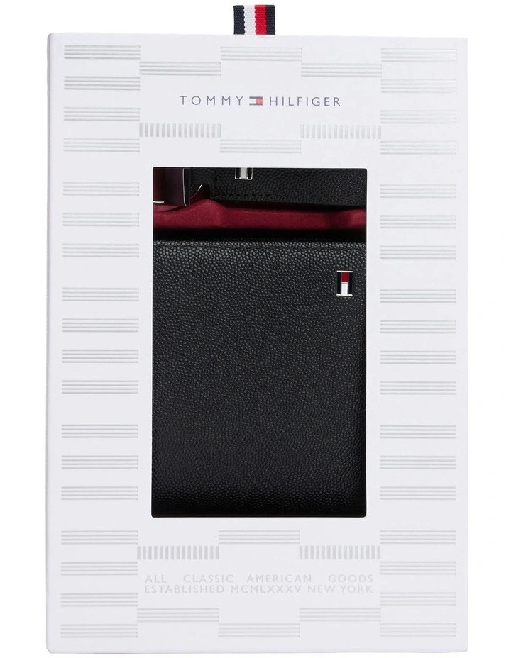 Leather Card Holder And Key Fob Set in Black image 5