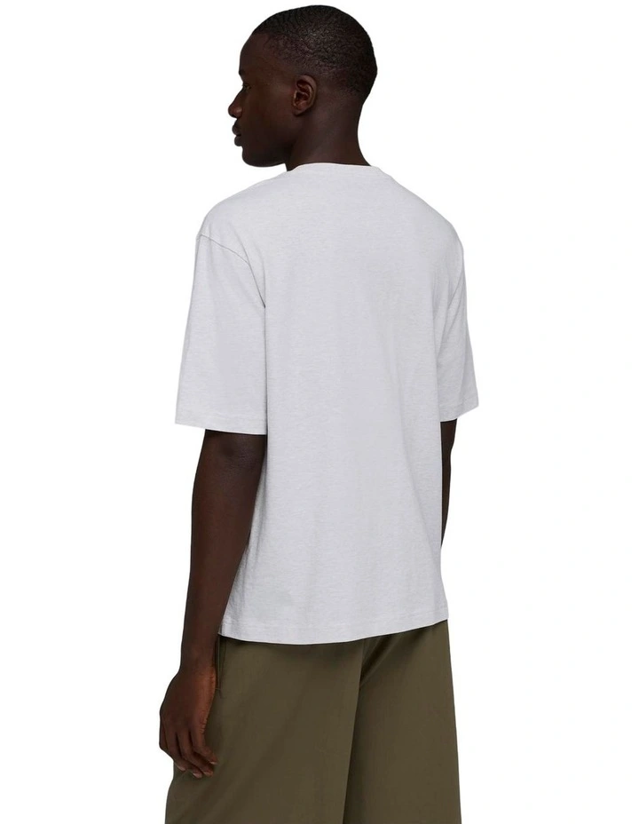 Wardrobe Ess Boxy Tee in White image 2