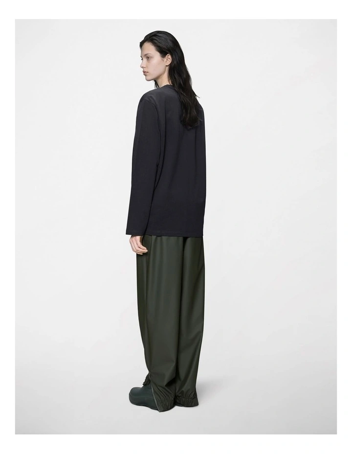 Classic Long Sleeve T-Shirt Rains in Black image 6