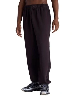 Base Jogger in Brown