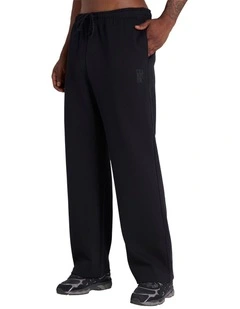 Straight Base Jogger in Black