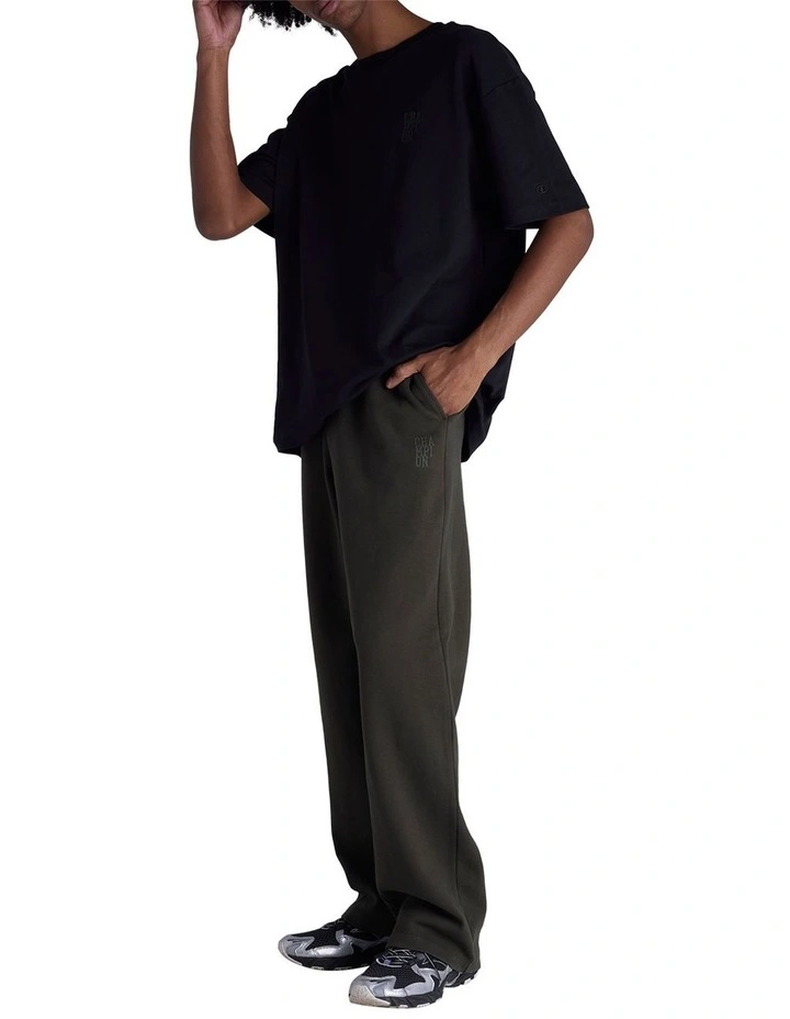 Straight Base Jogger in Green image 4