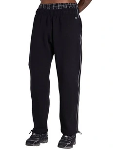 Base One Jogger in Black
