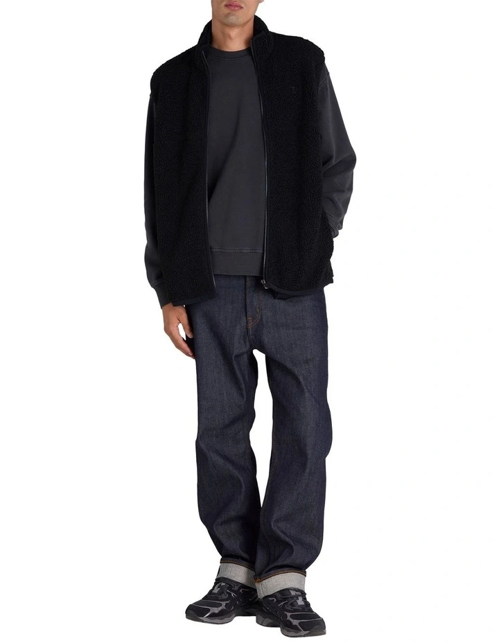 Sherpa Vest in Black image 4