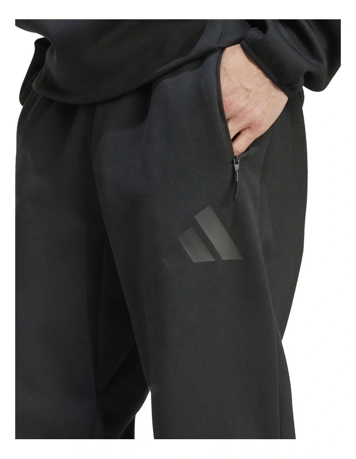 Zne Tracksuit Bottoms in Black image 5