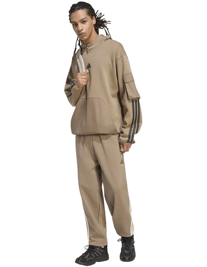 Kit 3-stripes Regular Cuffed Joggers in Khaki image 3