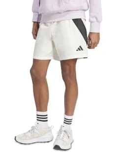Stadium Shorts in Cream