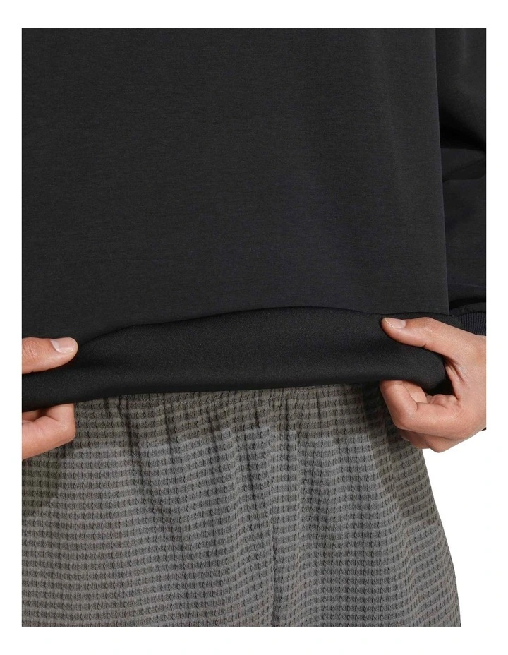 Soft Lux Sweatshirt in Black image 5