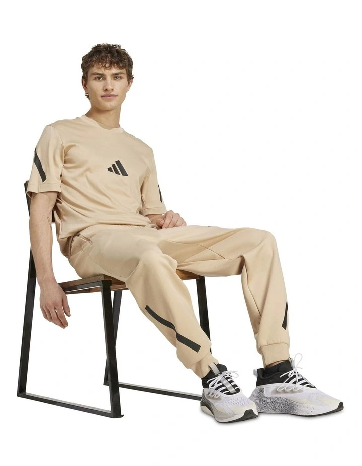Z.N.E. T-Shirt in Beige image 6