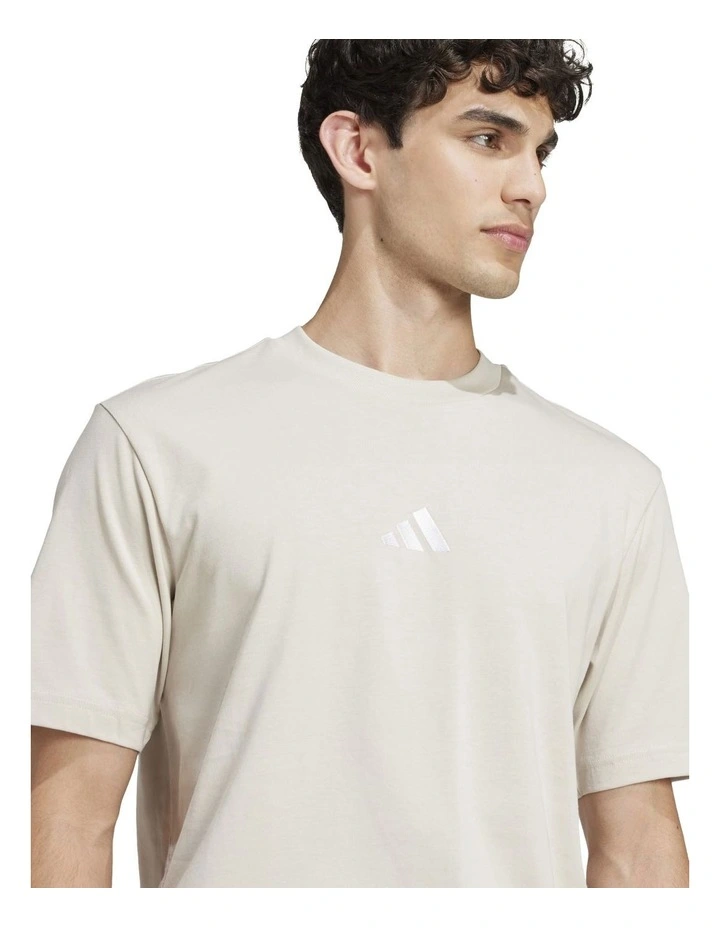 Essentials Small Logo Single Jersey T-shirt in Wonder Alumina image 4