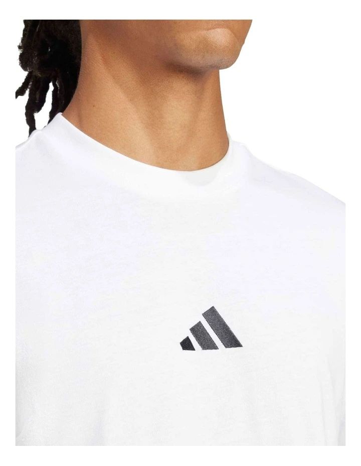 Essentials Small Logo Single Jersey T-shirt in White image 4