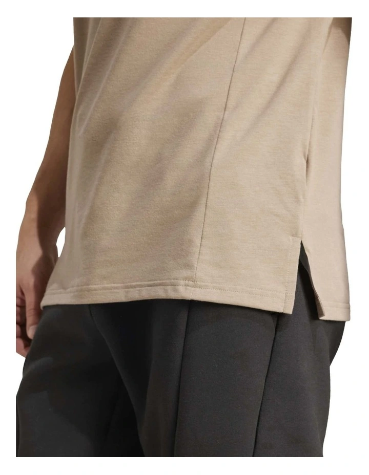 Training Workout T-shirt in Brown image 5