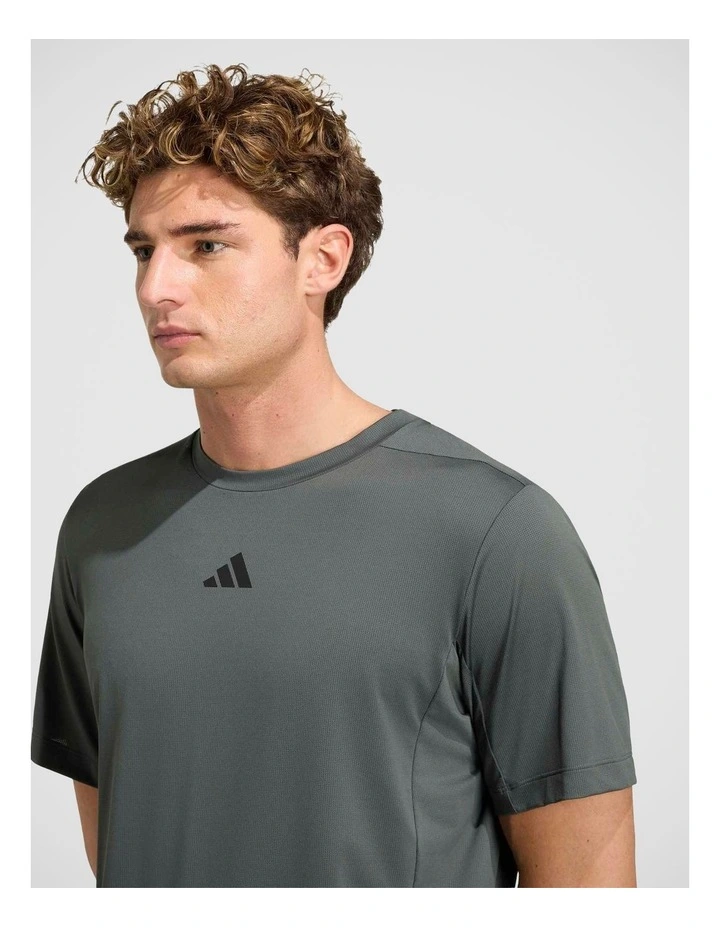 D4T Essentials T-Shirt image 4