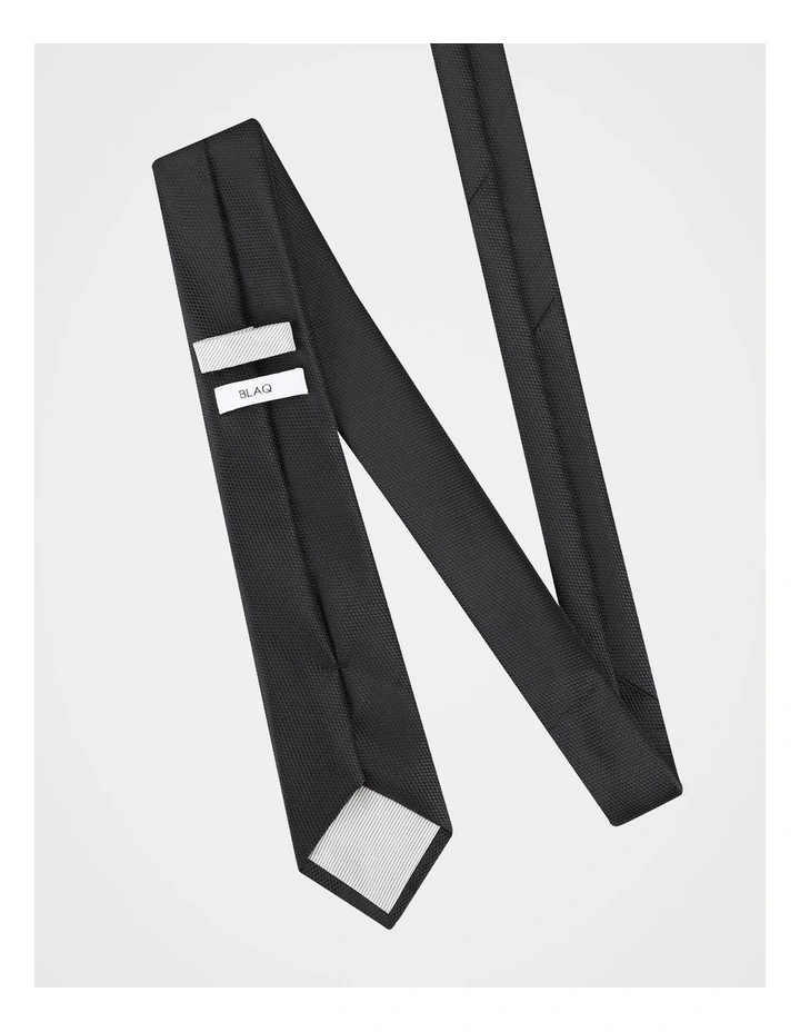 POLY TEXTURED TIE image 3