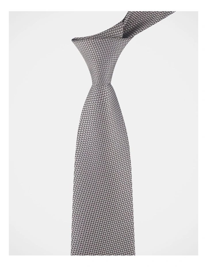 Textured Tie in Pink image 2