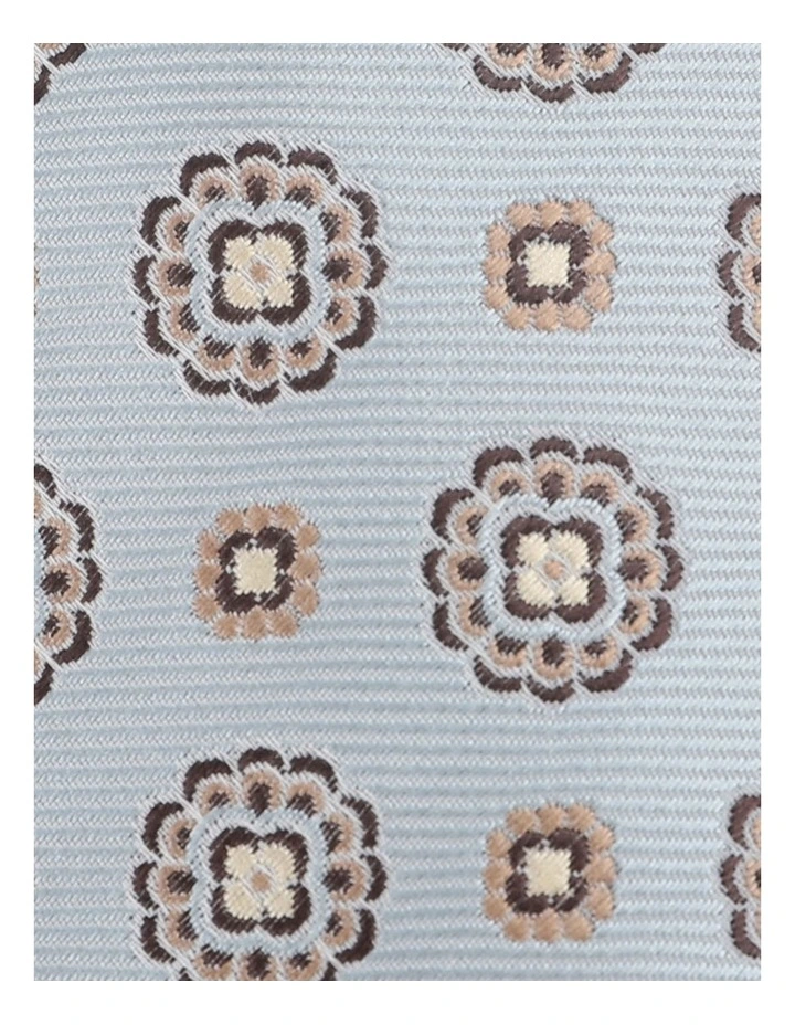 Medallion Tie image 3