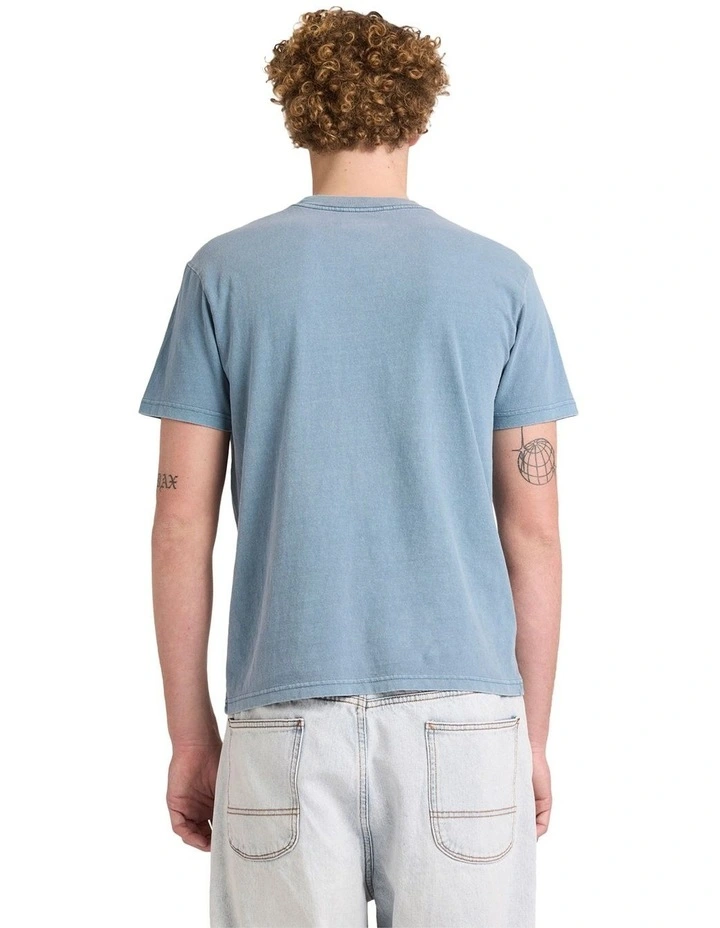 Olde T-Shirt in image 2