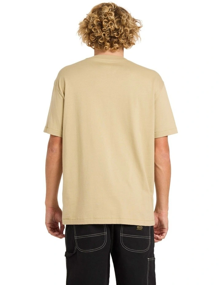 T-Shirt in Corral image 2