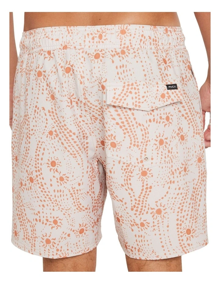 Va Elastic Shorts 17 in Beige image 4