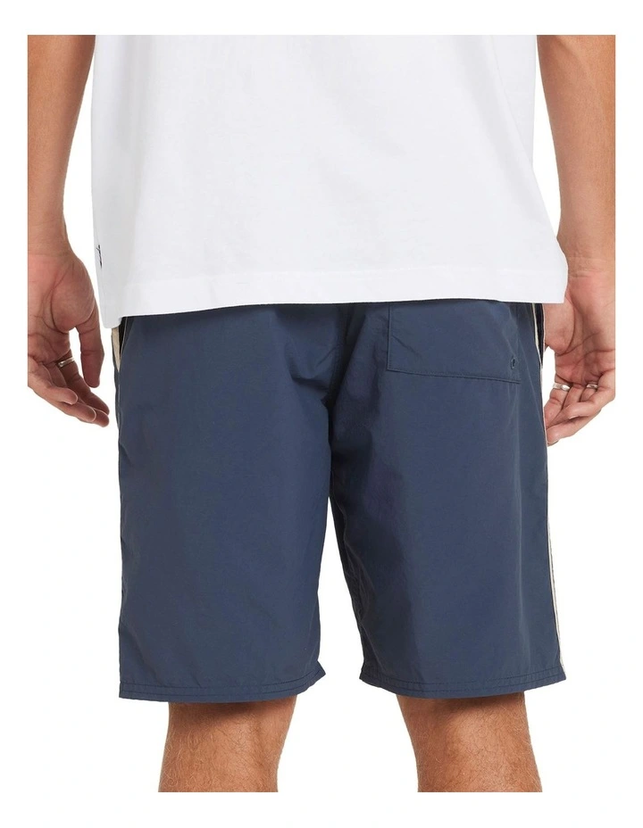 Breakout Elastic 20 Inch Trunks image 2