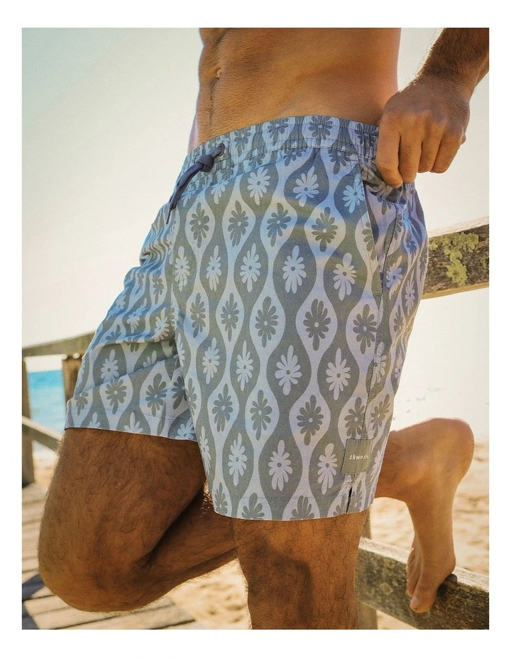 Daisy Chain Shorts In Navy image 4