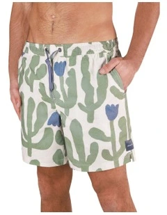 Pablo Prickles Shorts in Ecru