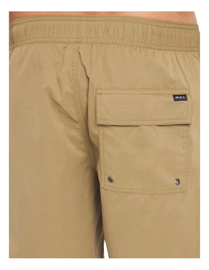 Opposites Elastic 2 17 Inch Hybrid Shorts in Brown image 4
