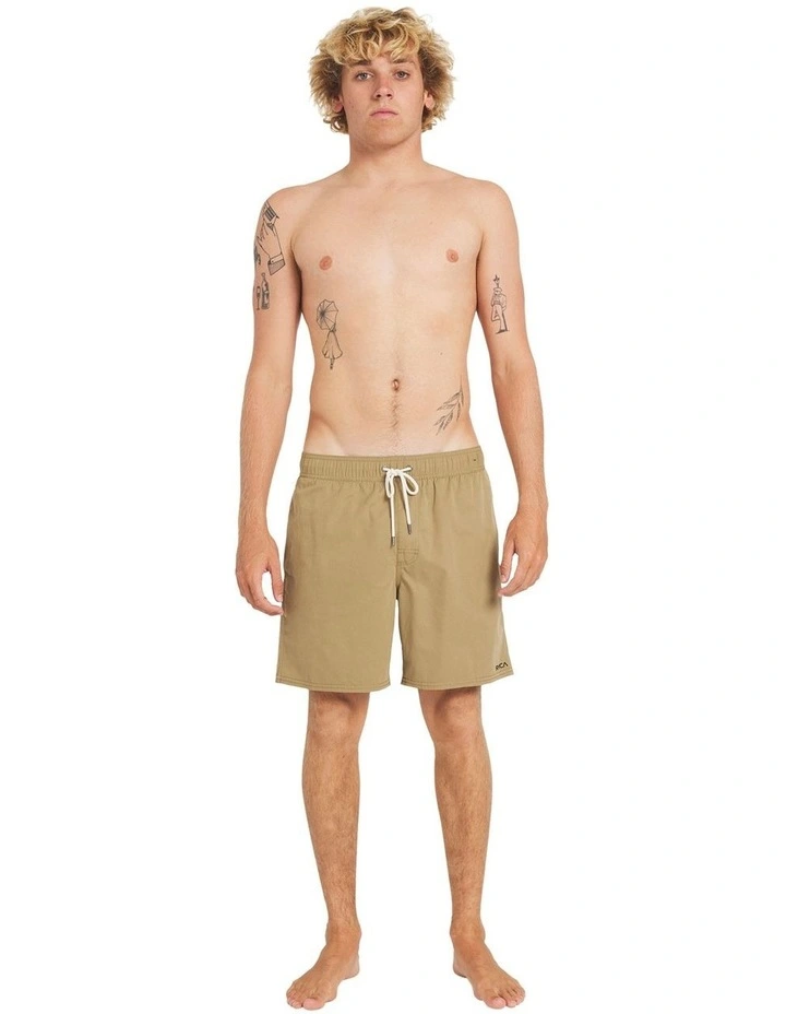 Opposites Elastic 2 17 Inch Hybrid Shorts in Brown image 5