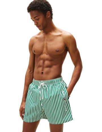 Banker Str Nouveau Green colour