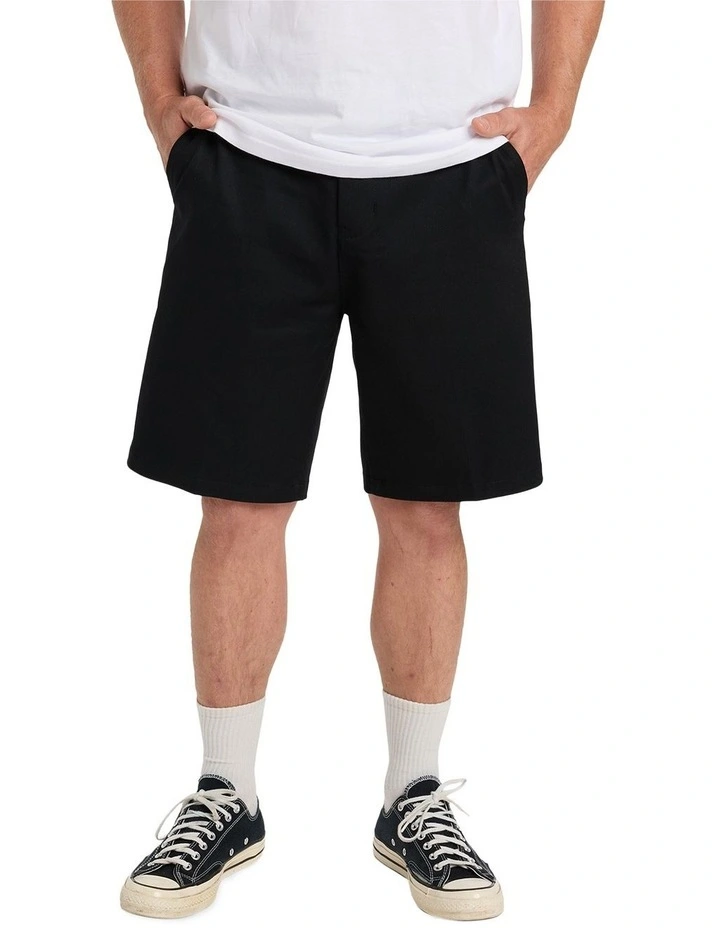 Union Regular Short 20 in Black image 1