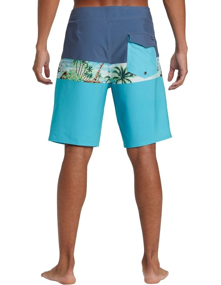 Surfsilk Panel 20 Shorts in Maui Blue image 2
