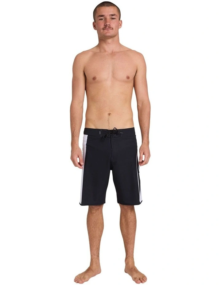 Surfsilk Holmes 20 Shorts in Black image 5