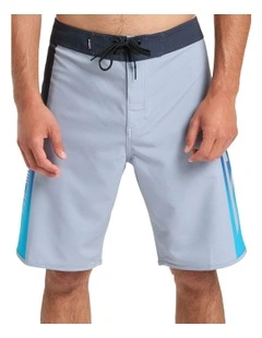 Surfsilk Holmes 20 Broadshort in Silver